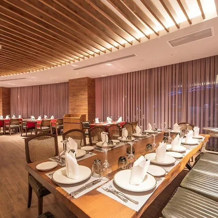 Hotel Concorde Tower & Casino & Convention & 5*