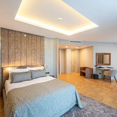 Concorde Tower & Casino & Convention & 5*