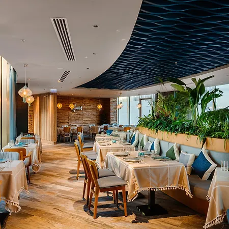 Hotel Concorde Tower & Casino & Convention & 5*