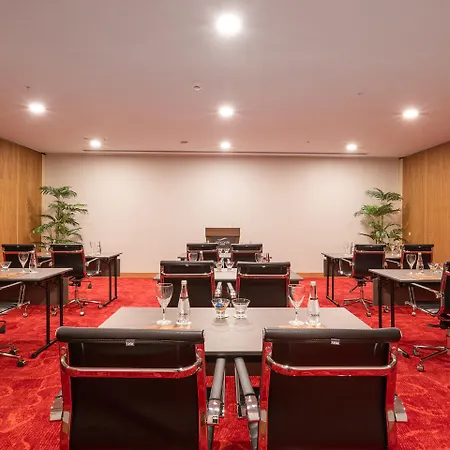 酒店 Concorde Tower & Casino & Convention &