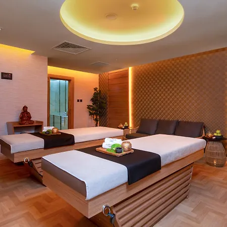 Concorde Tower & Casino & Convention & Szálloda 5*