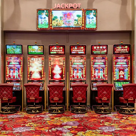 Concorde Tower & Casino & Convention & Szálloda