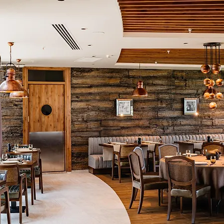 Concorde Tower & Casino & Convention &