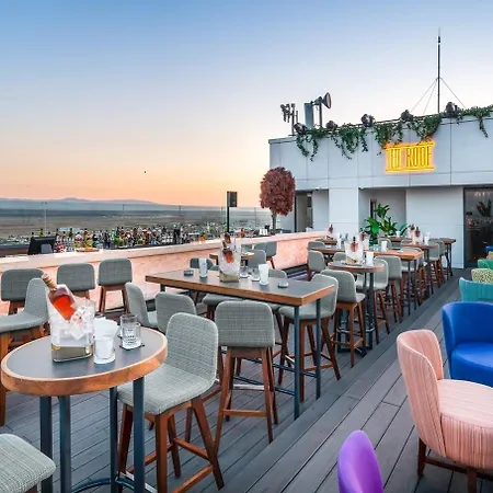 Concorde Tower & Casino & Convention & Szálloda