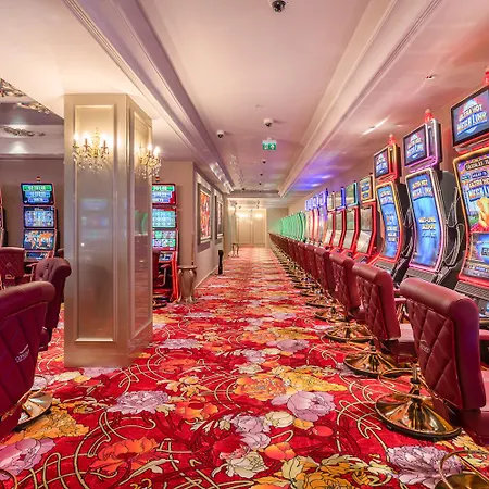 Szálloda Concorde Tower & Casino & Convention &