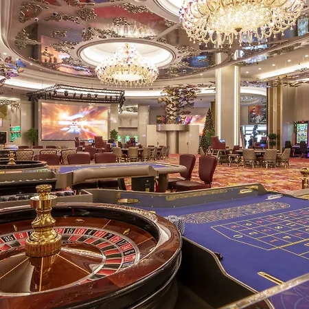 Concorde Tower & Casino & Convention &