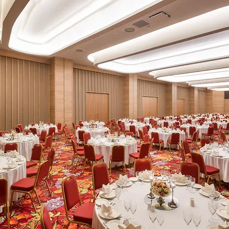 Concorde Tower & Casino & Convention & 5* ניקוסיה