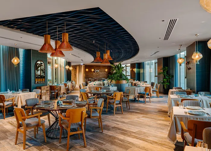 Concorde Tower & Casino & Convention & 5* Nicosia